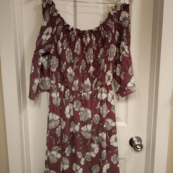 Boho On or Off Shoulder Dress - Picture 3 of 5